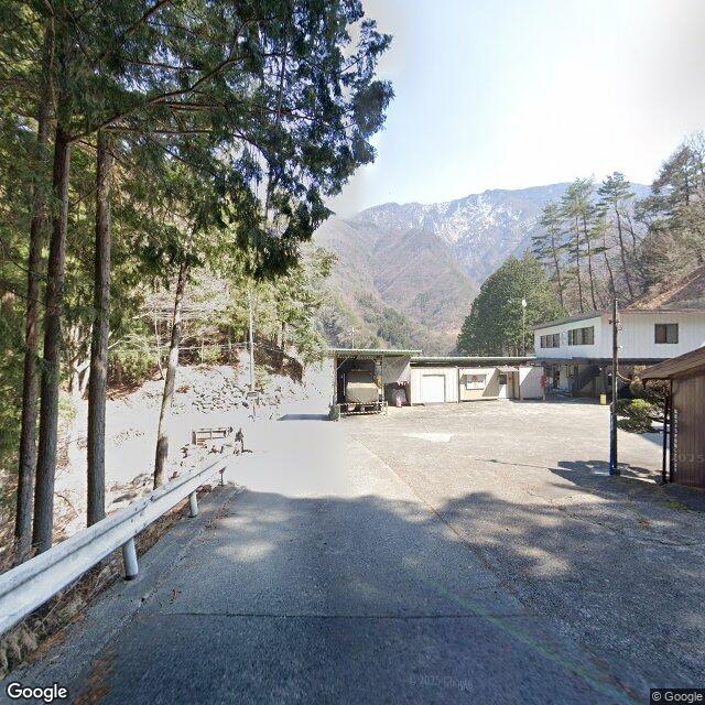 山梨県早川町雨畑地内