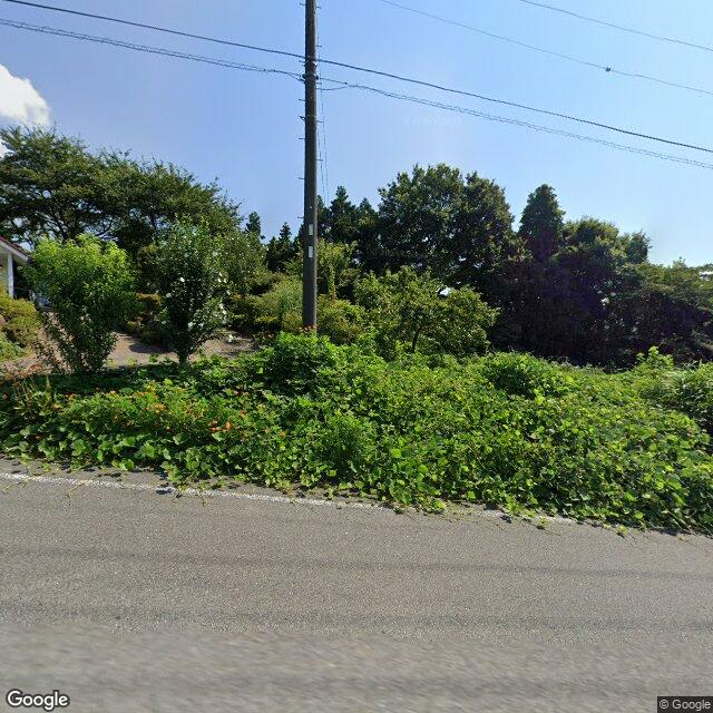 群馬県渋川市上白井地内　子持神社鳥居から200m東付近