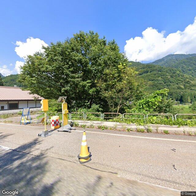 富山県南砺市新屋