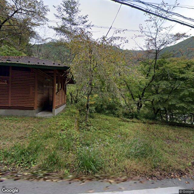 山梨県小菅村オマキ平付近