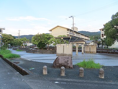 奈半利町