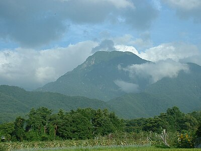 有明山