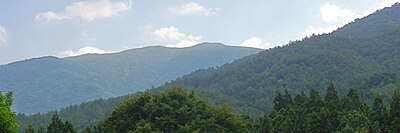 고요산