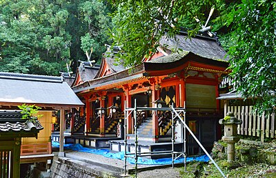 枚岡神社