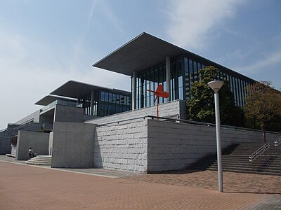 兵庫県立美術館