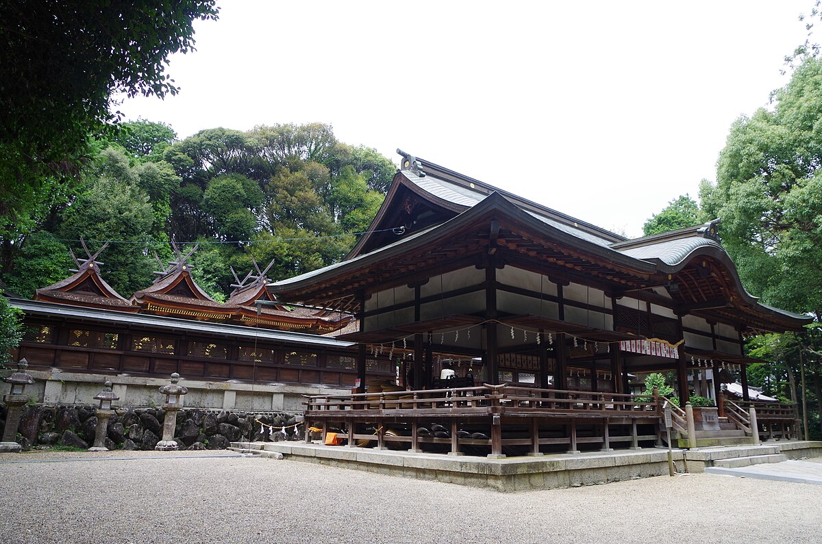 往馬坐伊古麻都比古神社
