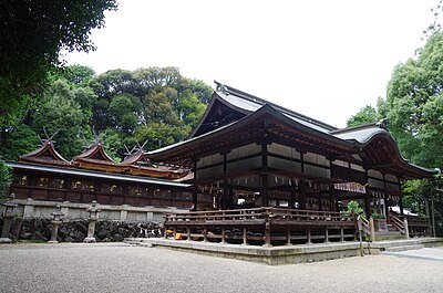 往馬坐伊古麻都比古神社