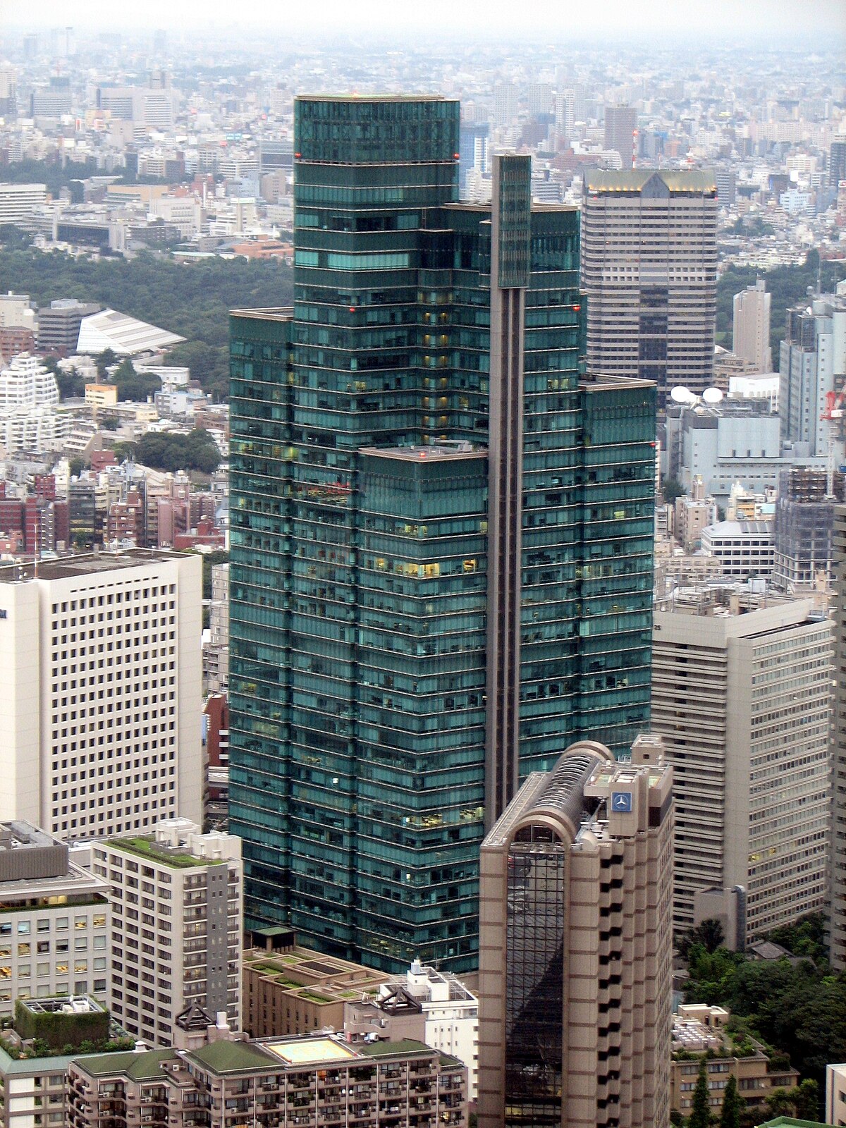泉花園大廈