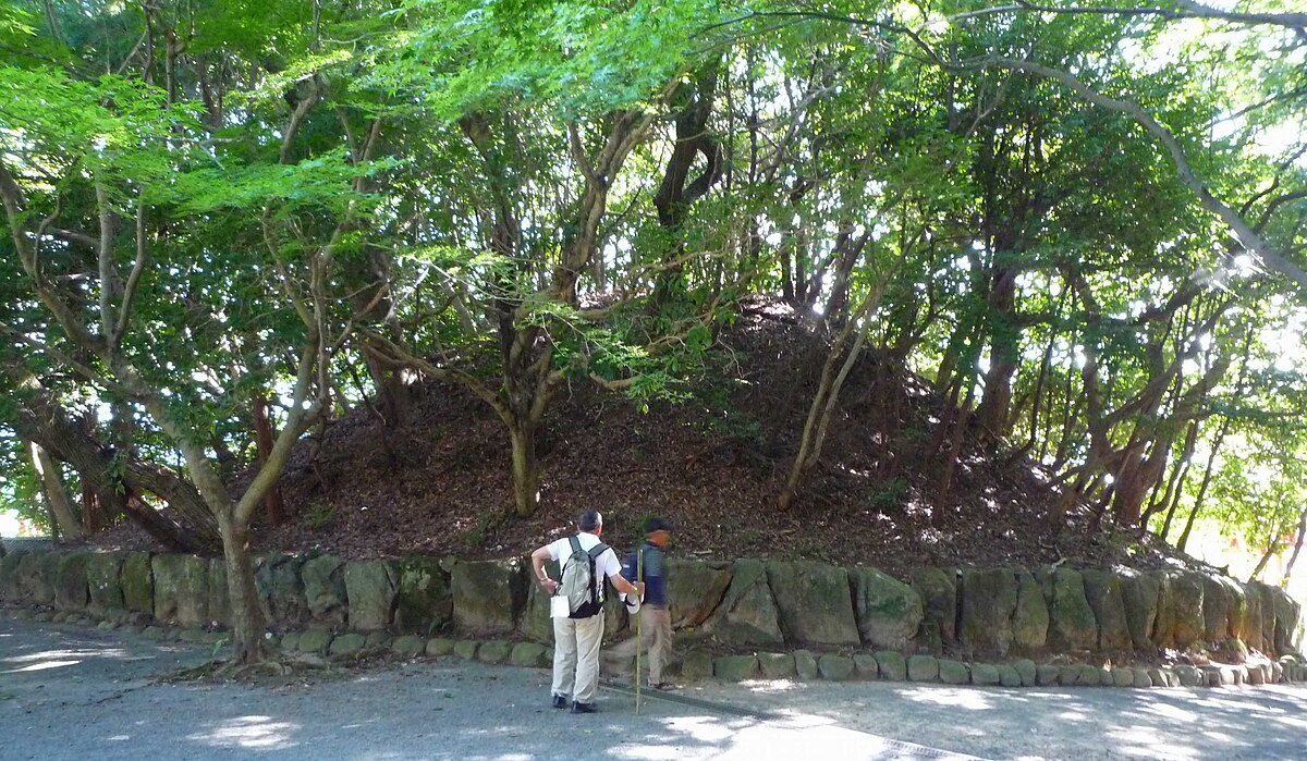 宮地嶽古墳