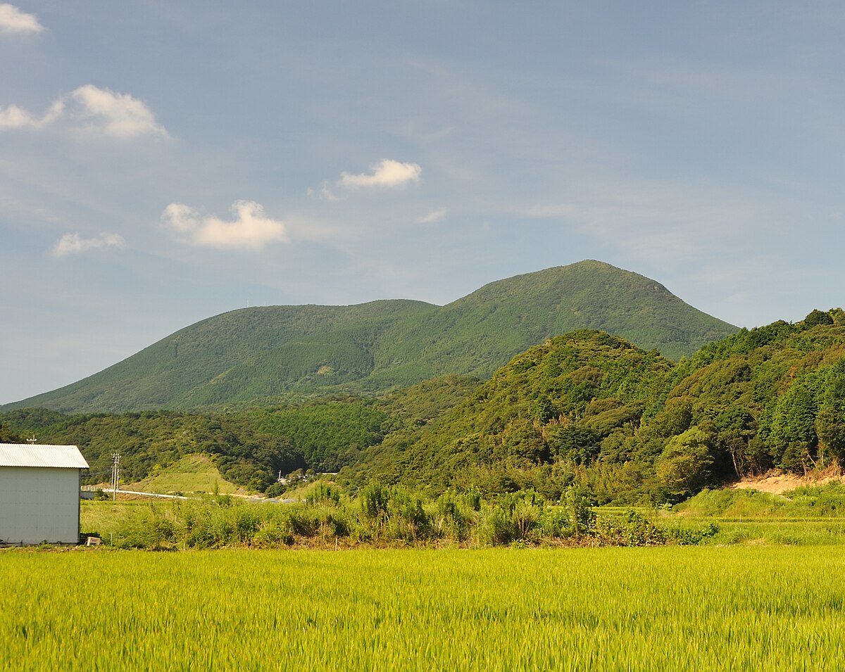 安満岳