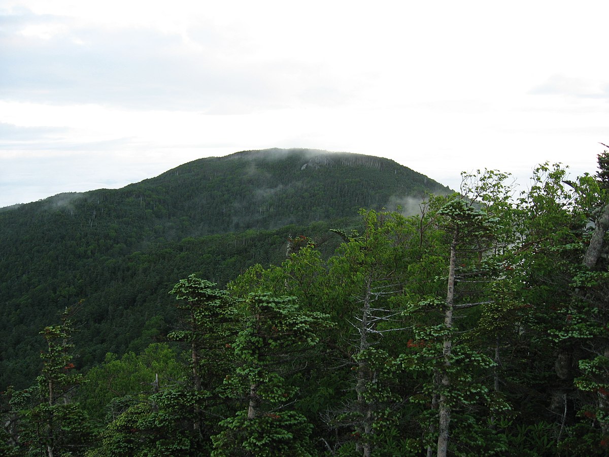 Mount Sanpō