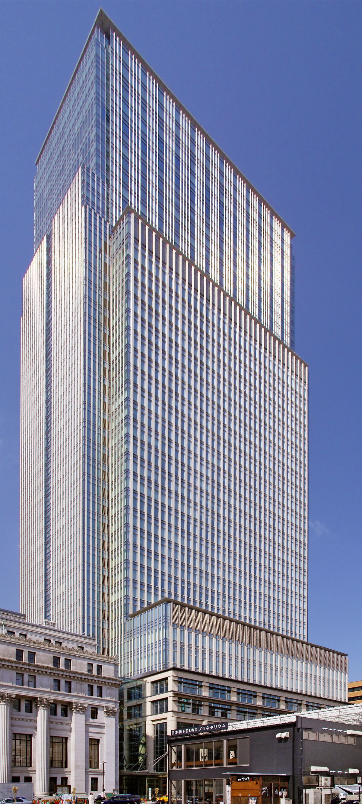 日本橋三井塔