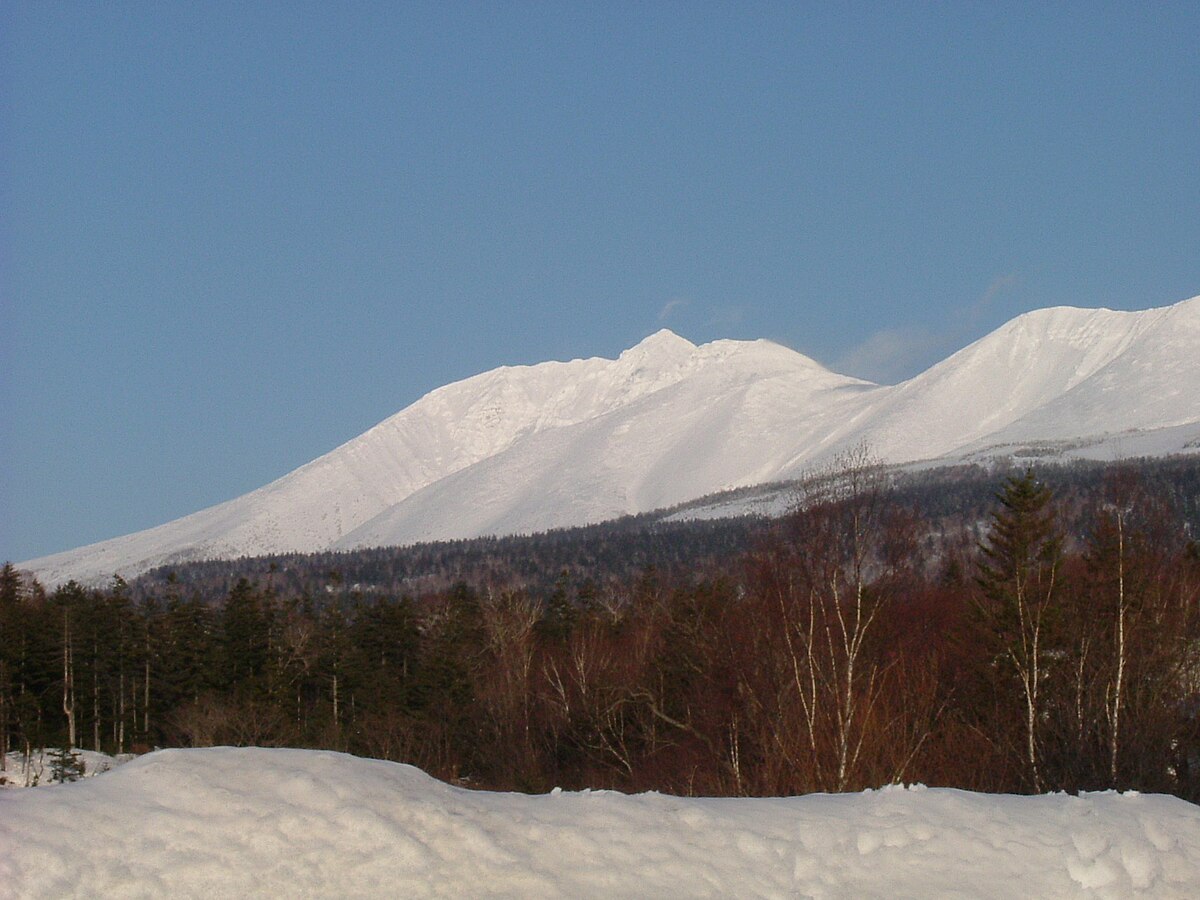 Mount Oputateshike
