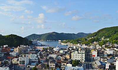 厳原港
