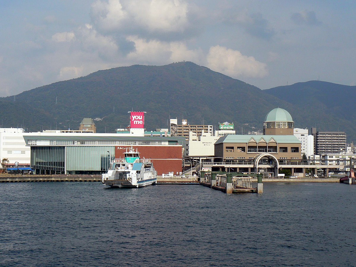 呉港