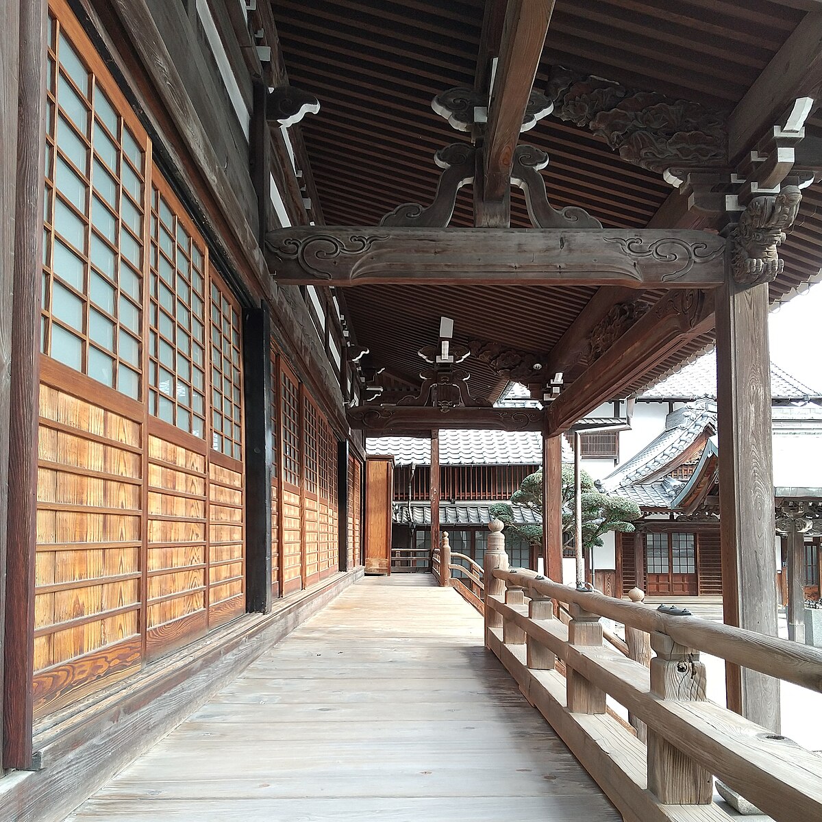 西教寺