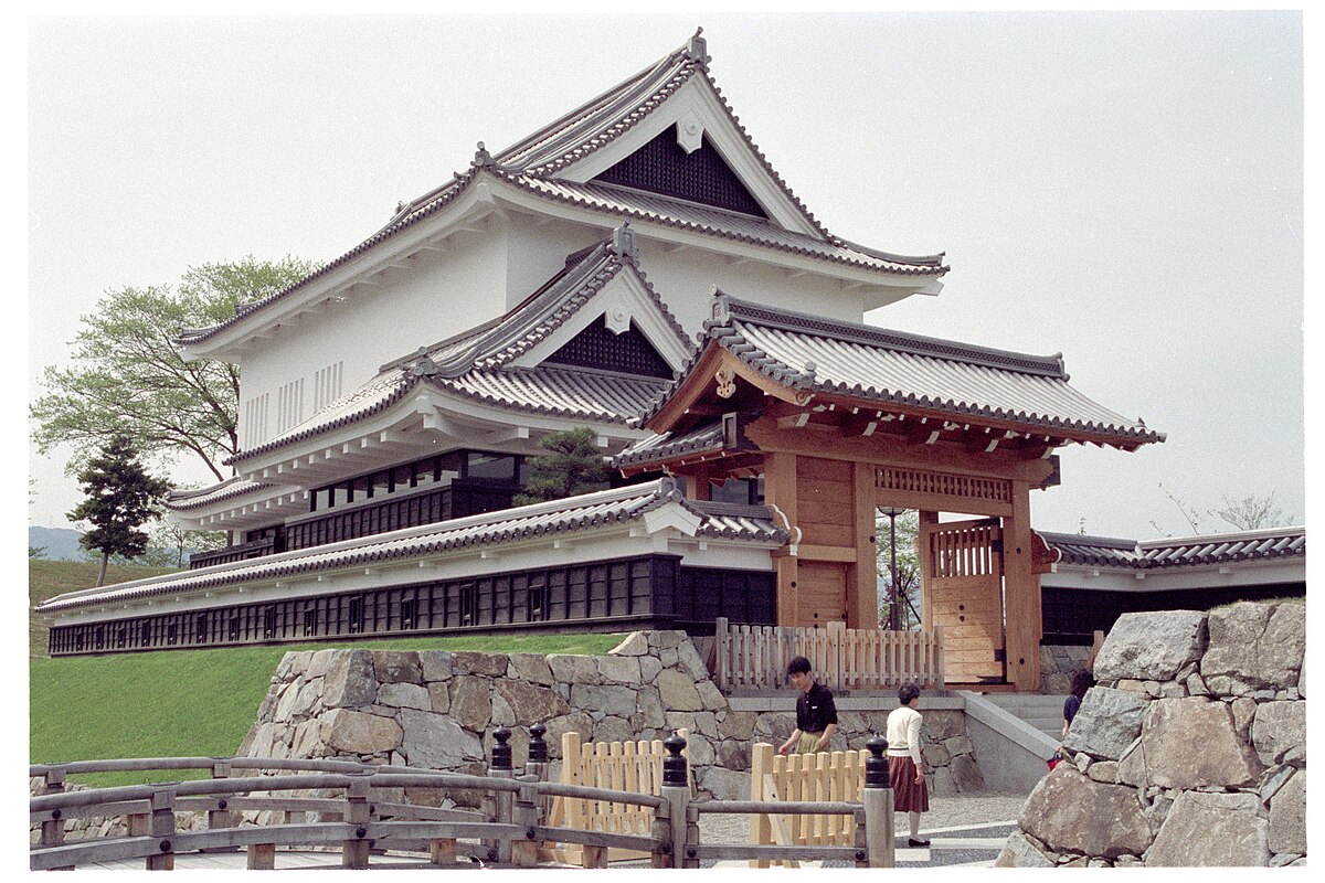 勝竜寺城