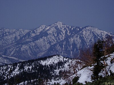 鳥甲山