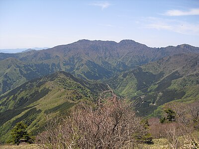 筒上山