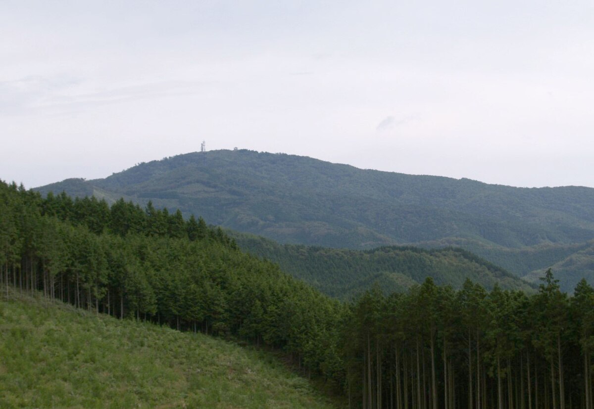 八溝山