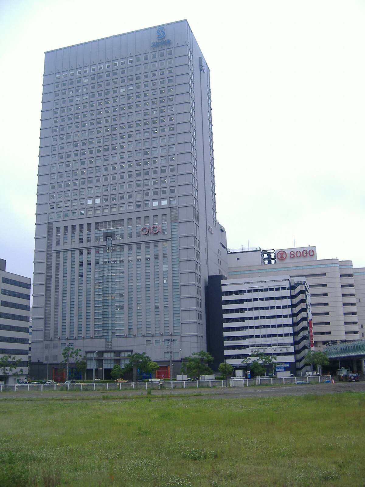橫濱天空大廈