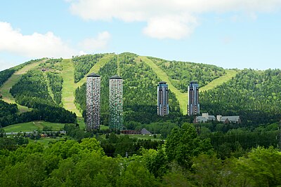 占冠村